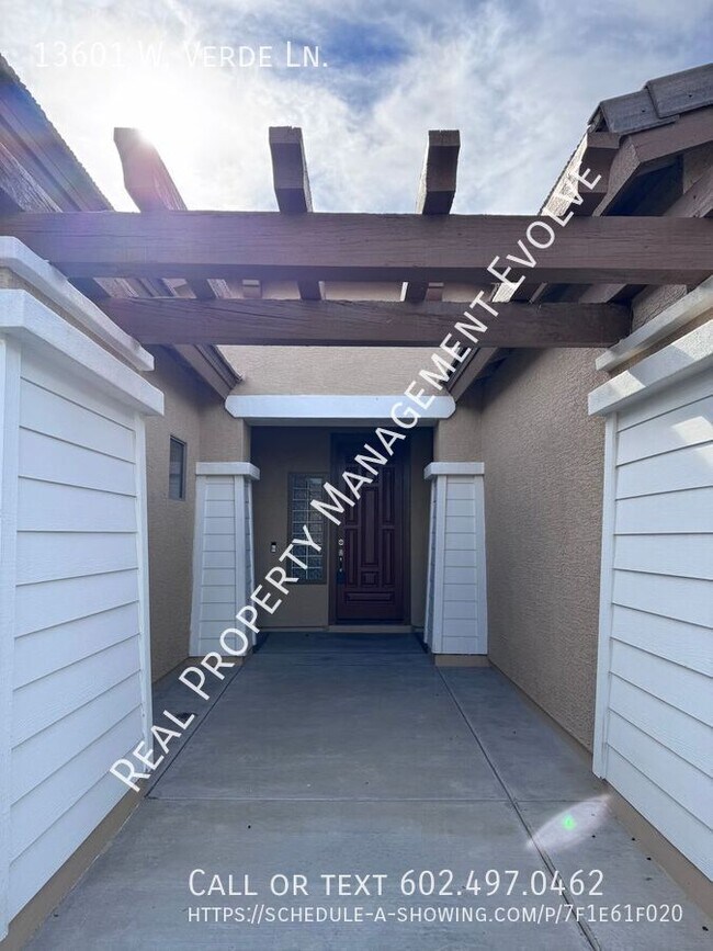 13601 W Verde Ln Avondale, AZ 85392 photo 2
