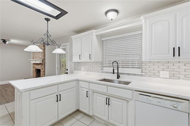 2901 Branch Oaks Dr Garland, TX 75043 photo 4