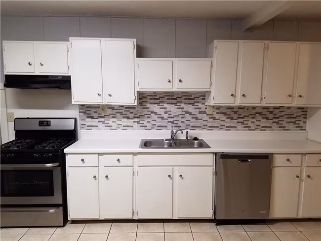 4500 Avenue D, Austin, TX 78751 photo 2