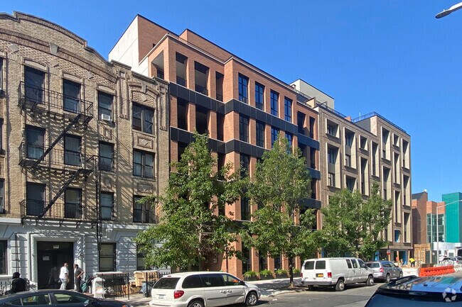 552 Prospect Pl Brooklyn, NY 11238 photo 2