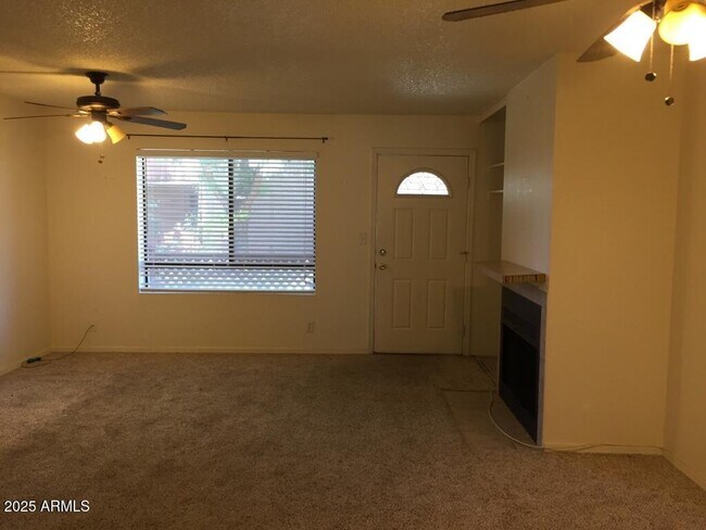 14203 N 19th Ave Phoenix, AZ 85023 photo 5