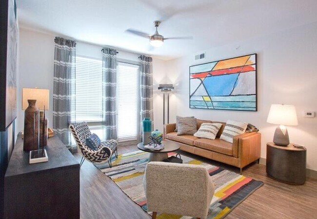 1211 E 5th St. Austin, TX 78702 photo 5