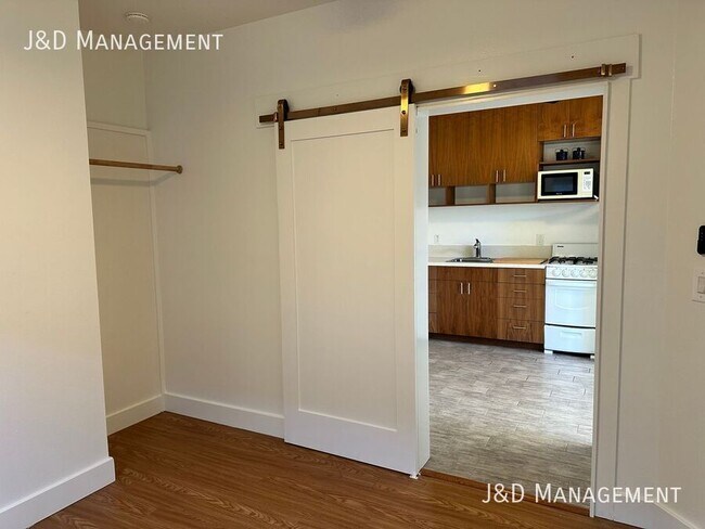 4483-89 Park Blvd San Diego, CA 92116 photo 2