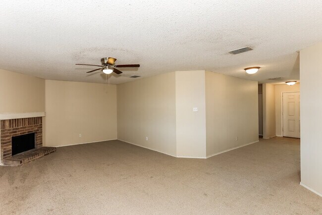 129 Phlox Ln - SFHT photo 5