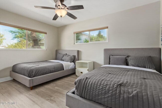 4826 N 69th St Scottsdale, AZ 85251 photo 4