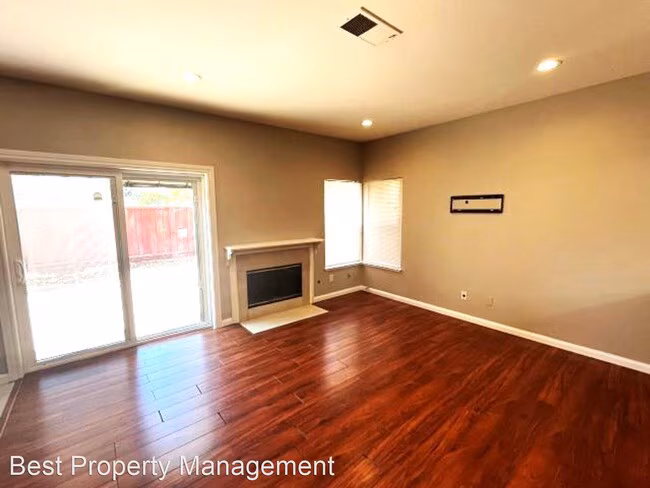 5579 Ridgewood Drive, Fremont, CA 94555 photo 4