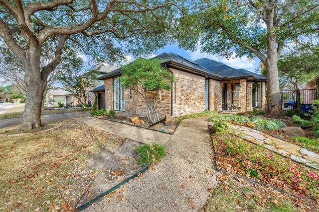 6558 Laurel Valley Rd Dallas, TX 75248 photo 2