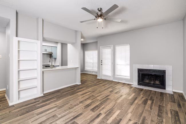 Ronan Apartment Homes photo 2