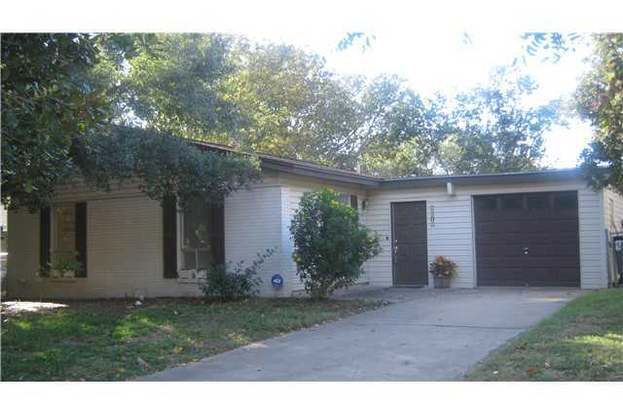 9018 Slayton Dr Austin, TX 78753 photo 2