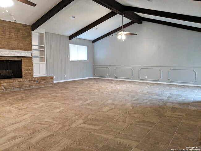 2330 Blossom Dr San Antonio, TX 78217 photo 4