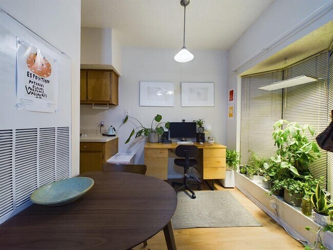 3316 Guadalupe St Austin, TX 78705 photo 4