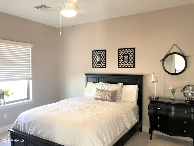 3551 S Sterling Ct Gilbert, AZ 85297 photo 4