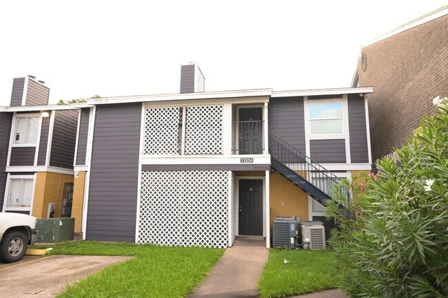 12654 Ashford Meadow Drive, Houston, TX 77082 photo 2