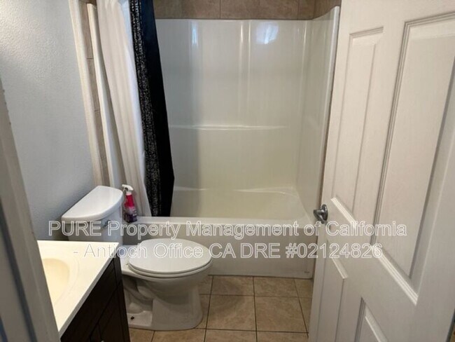 2405 G Street, Antioch, CA 94509 photo 2