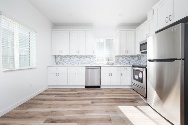 3990 Darwin Ave San Diego, CA 92154 photo 2