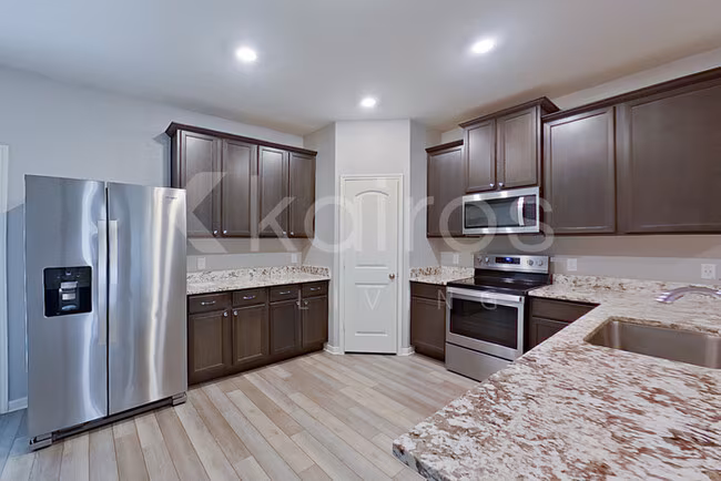205 Capital Hl Vw Liberty Hill, TX 78642 photo 4