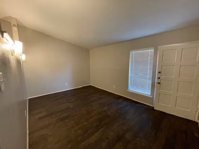 4602 Danville Drive, Garland, TX 75042 photo 5