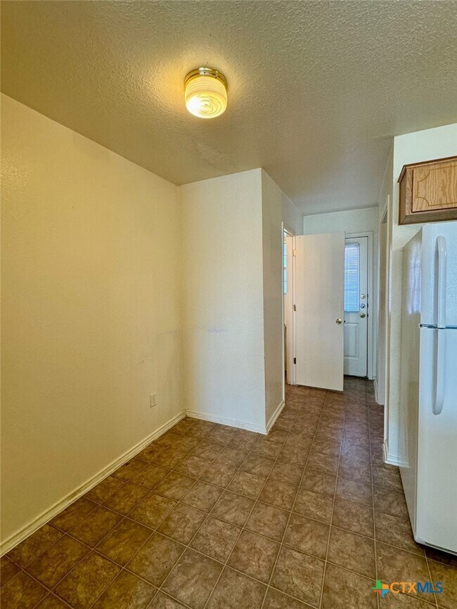 4301 Alan Kent Dr Killeen, TX 76549 photo 4