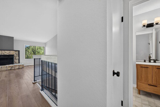 1512 Ashwood Dr Martinez, CA 94553 photo 3