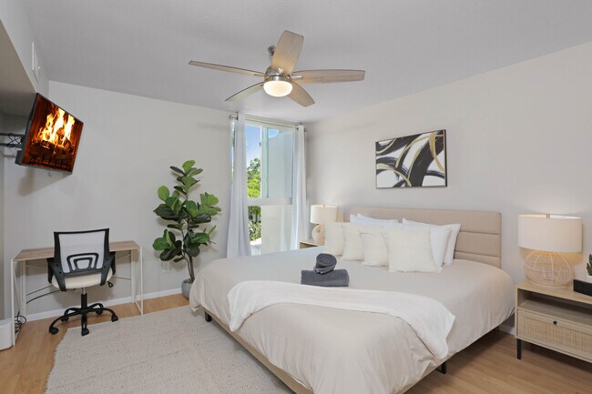 3054 Rue D’Orleans San Diego, CA 92110 photo 3
