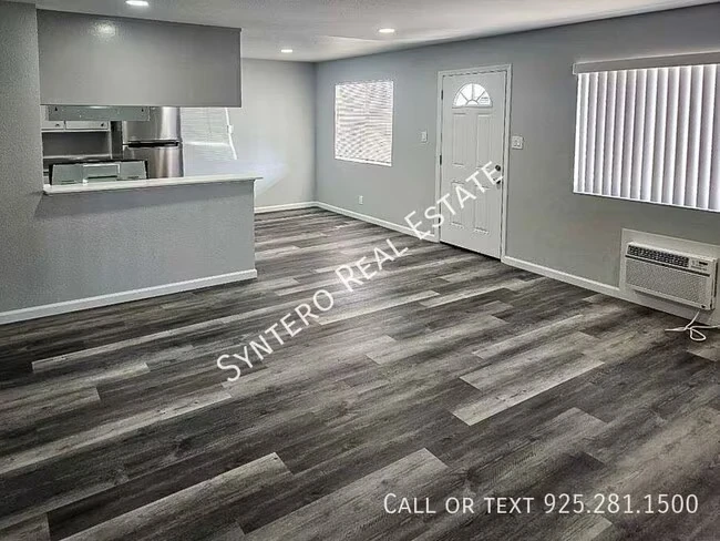 1524 Glazier Dr Concord, CA 94521 photo 4