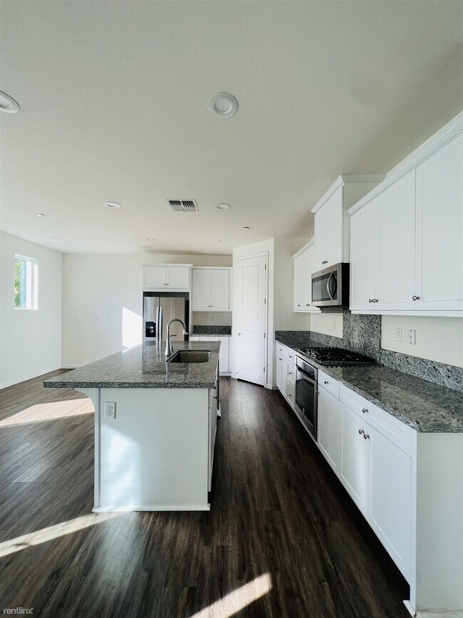 5649 Dublin Boulevard, Dublin, CA 94568 photo 3