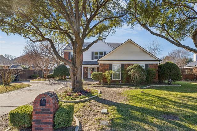 709 Bridget Way, Hurst, TX 76054 photo 2