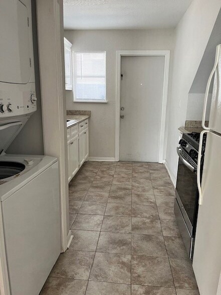 1923 Mcduffie Street, Houston, TX 77019 photo 3