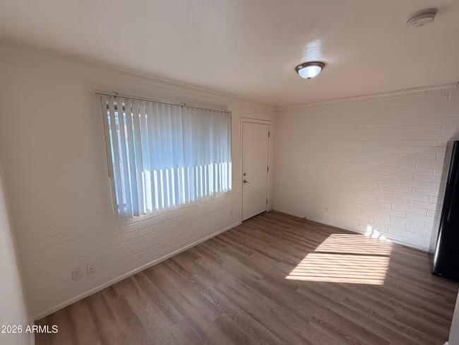 6802 W Glendale Ave Glendale, AZ 85303 photo 3