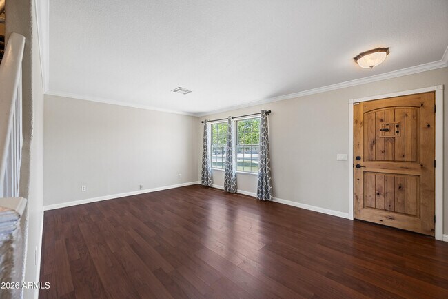 210 E Jasper Ct photo 5