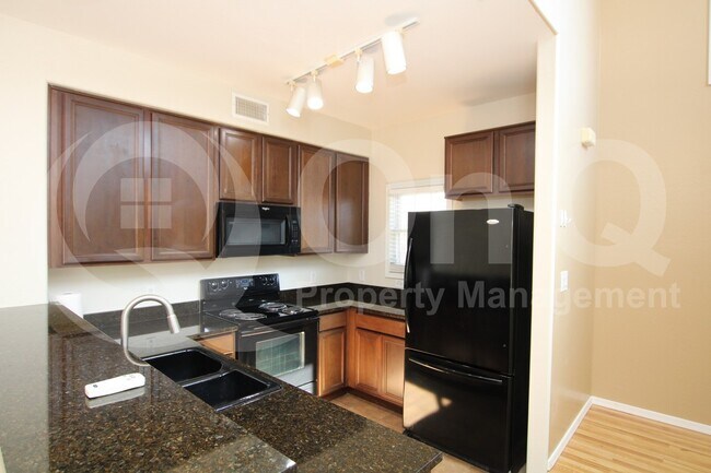 1366 South Sabino Drive, Gilbert, AZ 85296 photo 2
