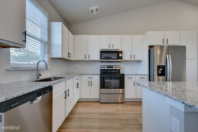 26810 Us-380, Aubrey, TX 76227 photo 3
