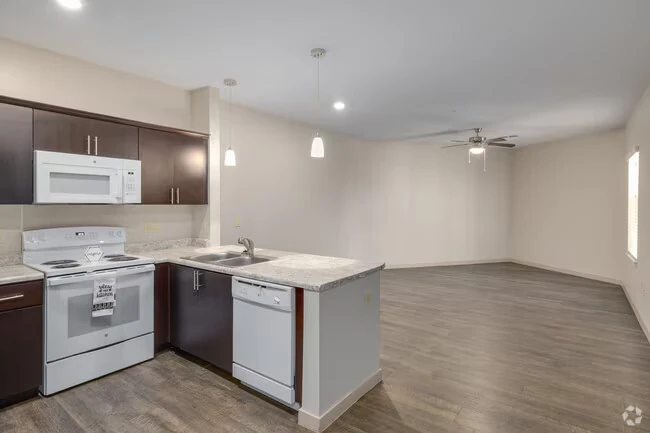 South Summit Estates photo 5