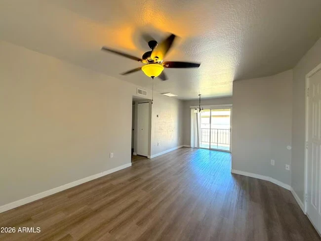 2013 N Hunt Cir Mesa, AZ 85203 photo 4