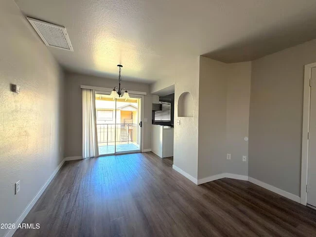 2013 N Hunt Cir Mesa, AZ 85203 photo 5