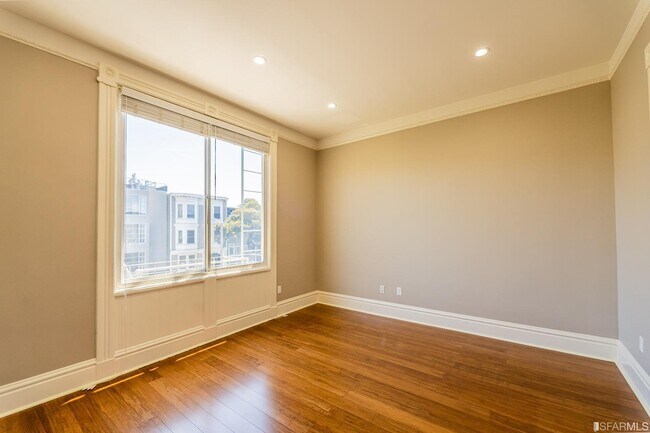 Magnolia Street 43-45 photo 2