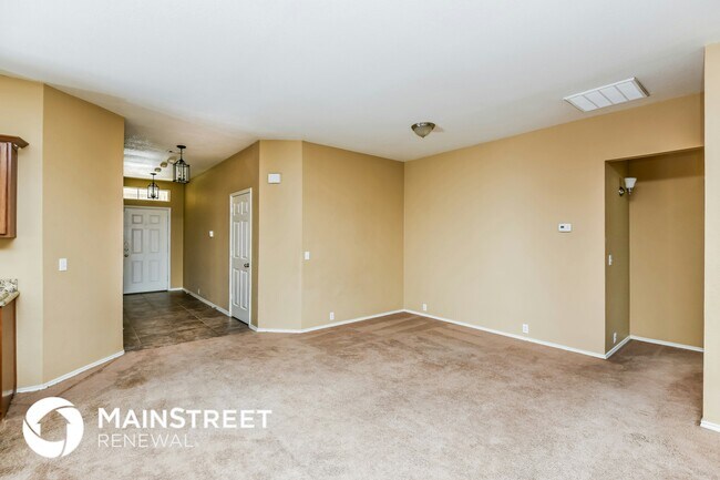 8421 Beaufort Ct photo 4