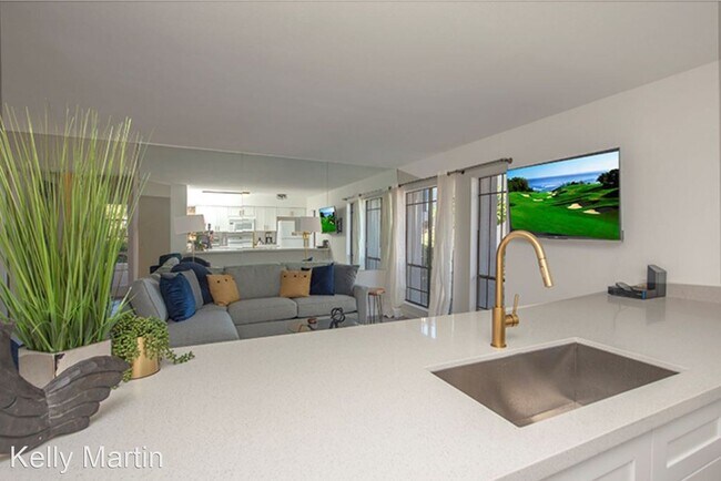 Rates Vary: photo 4