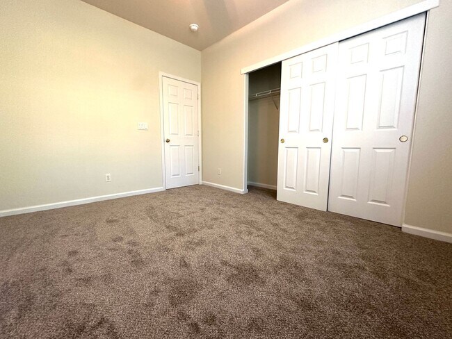 Newly Renovated  Move in Ready photo 2