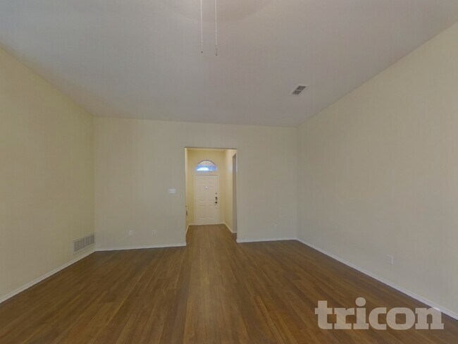5749 Imes Ln Fort Worth, TX 76179 photo 3