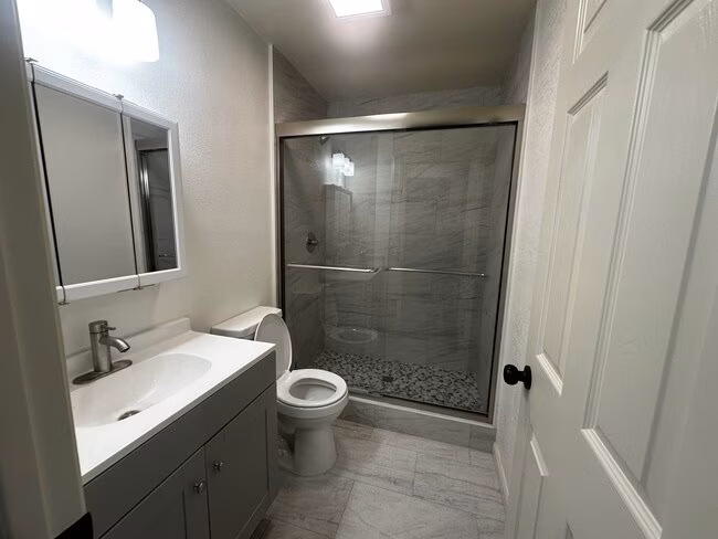 1720 S Maple St Escondido, CA 92025 photo 2