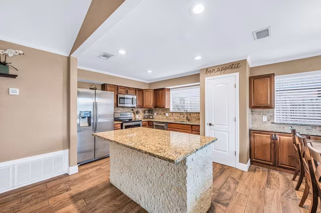 Stunning Cedar Park home with fully fenced backyard photo 5