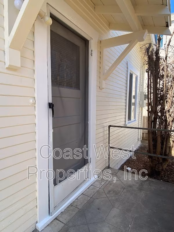 4469 Maryland St San Diego, CA 92116 photo 2