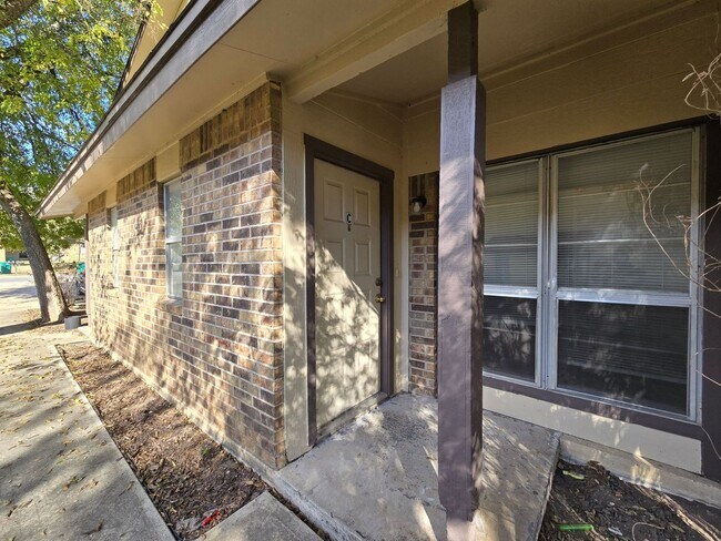 1207 Boulder Run Harker Heights, TX 76548 photo 2