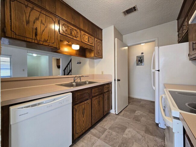 1207 Boulder Run Harker Heights, TX 76548 photo 5