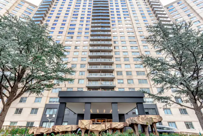 2600 Netherland Ave The Bronx, NY 10463 photo 4