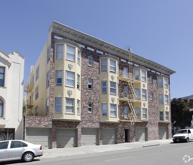 3201 Gough Street Apartments photo 4