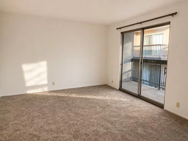 150 Pearl St Oakland, CA 94611 photo 2