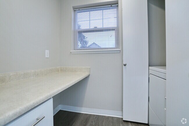 Madison Park photo 4