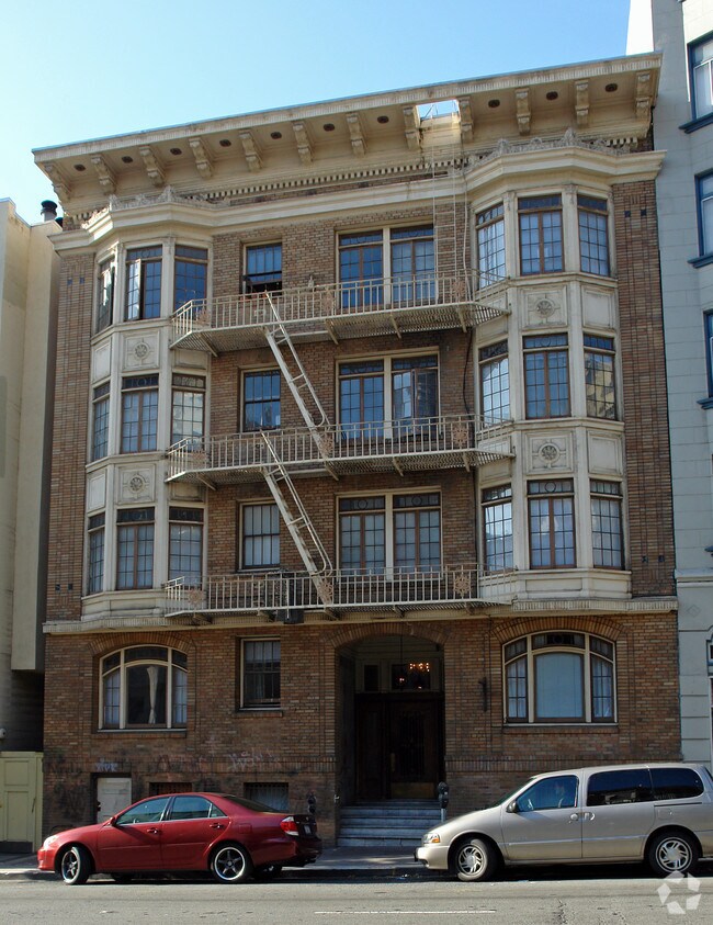 Bush st apts photo 3